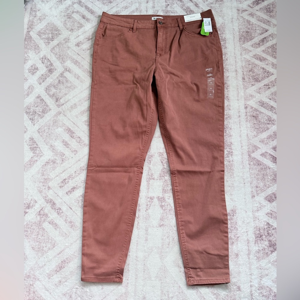 Maurices Women's Skinny Jeans in Warm Brown